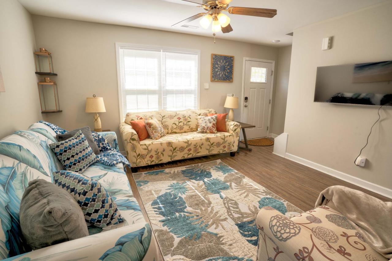 Kannapolis Elegant Townhouse - Pet Friendly エクステリア 写真