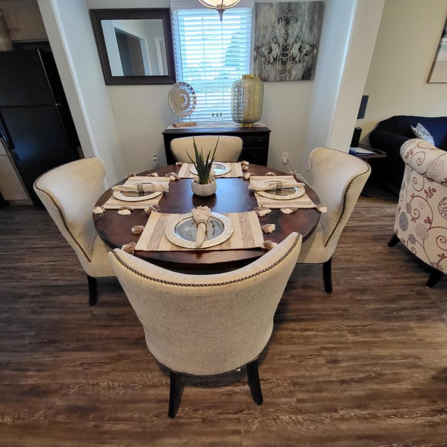 Kannapolis Elegant Townhouse - Pet Friendly エクステリア 写真